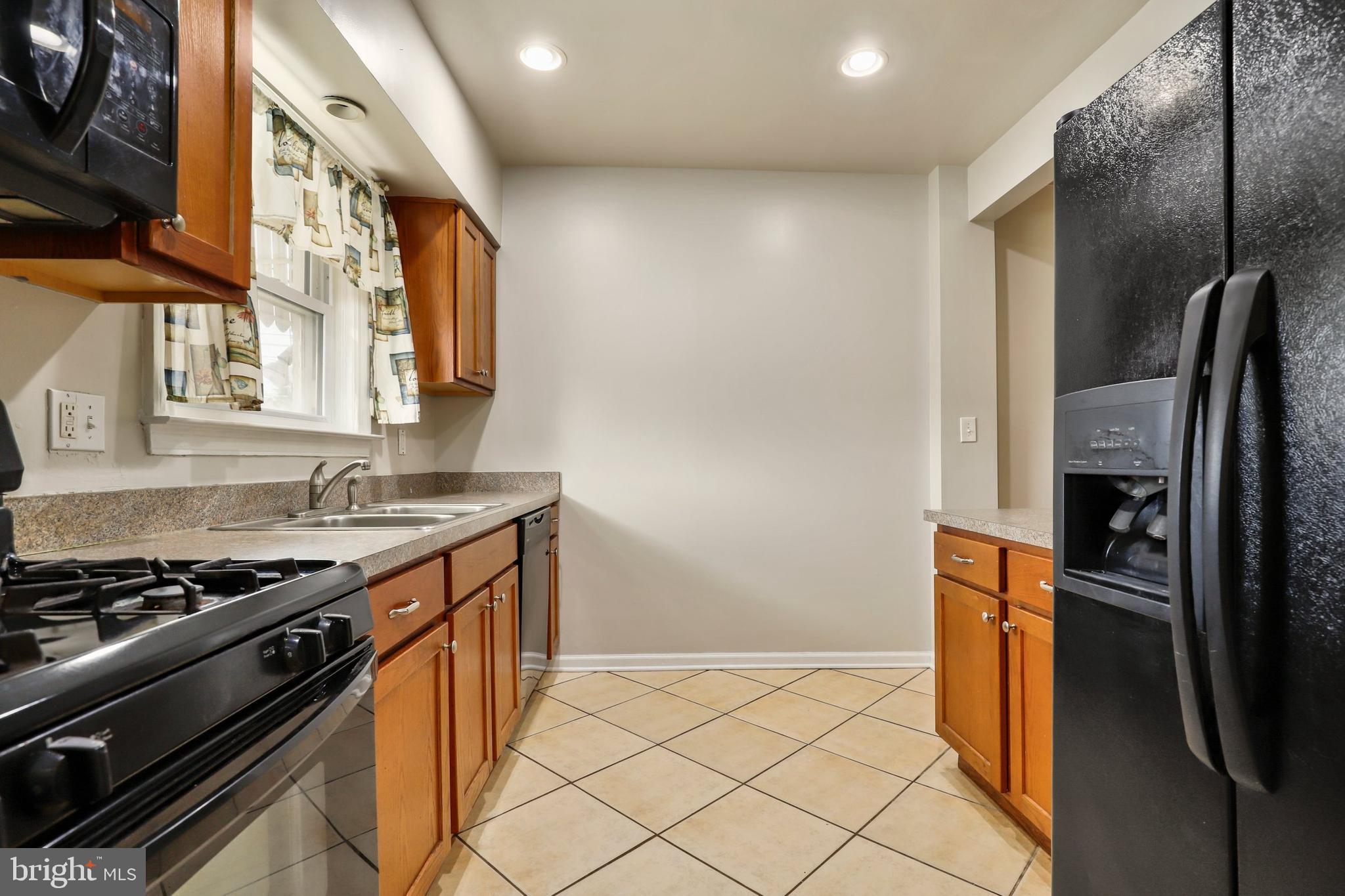 6845 Dunbar Road Baltimore, MD 21222 - Photo 17 of 34 Gallery Image 17