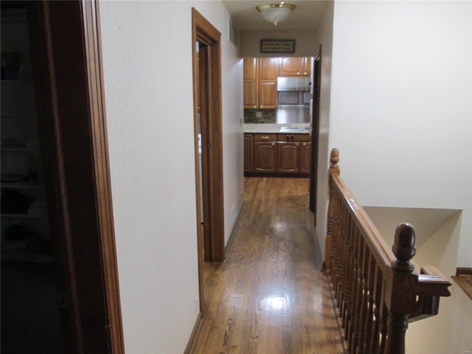 5247 Kerth Road St. Louis, MO 63128 - Photo 15 of 50 Gallery Image 15