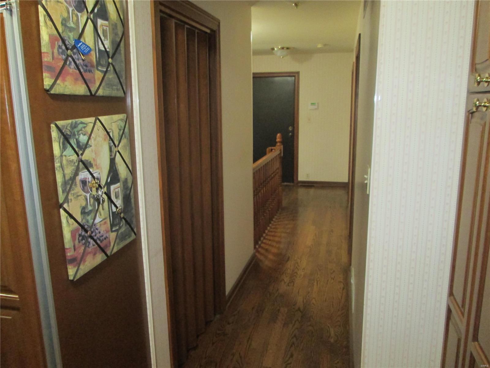 5247 Kerth Road St. Louis, MO 63128 - Photo 16 of 50 Gallery Image 16