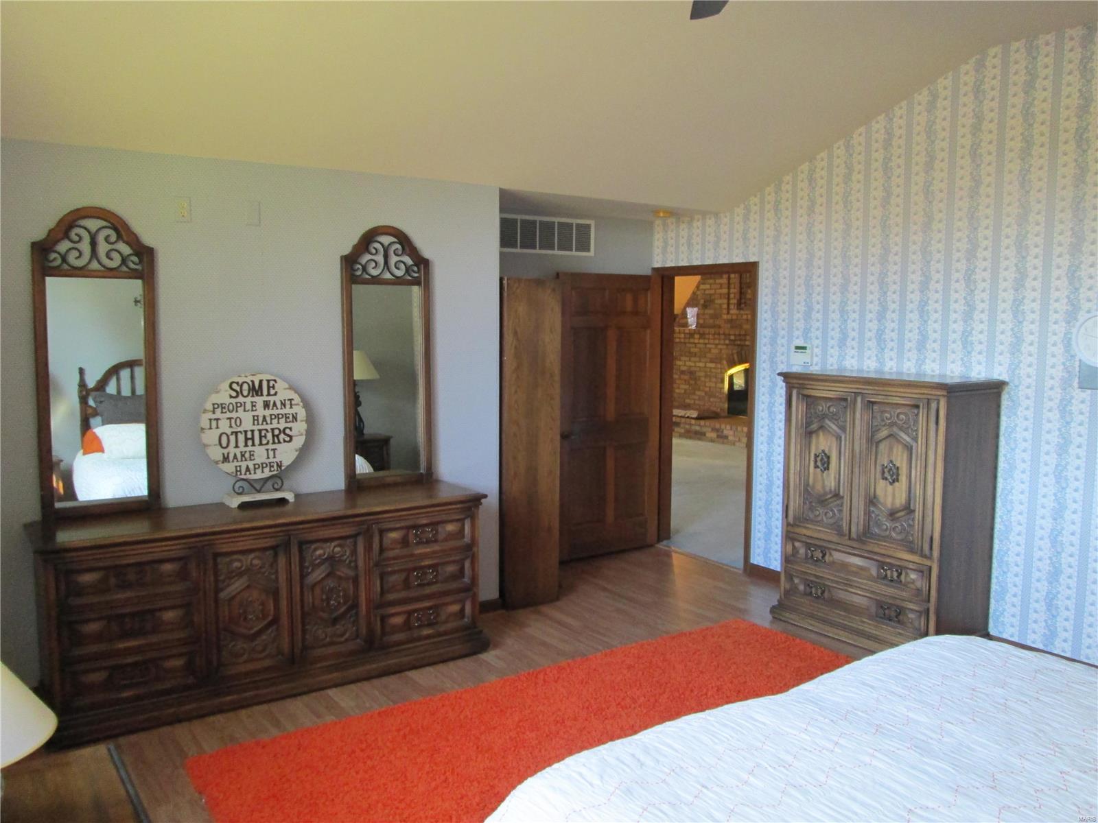 5247 Kerth Road St. Louis, MO 63128 - Photo 36 of 50 Gallery Image 36