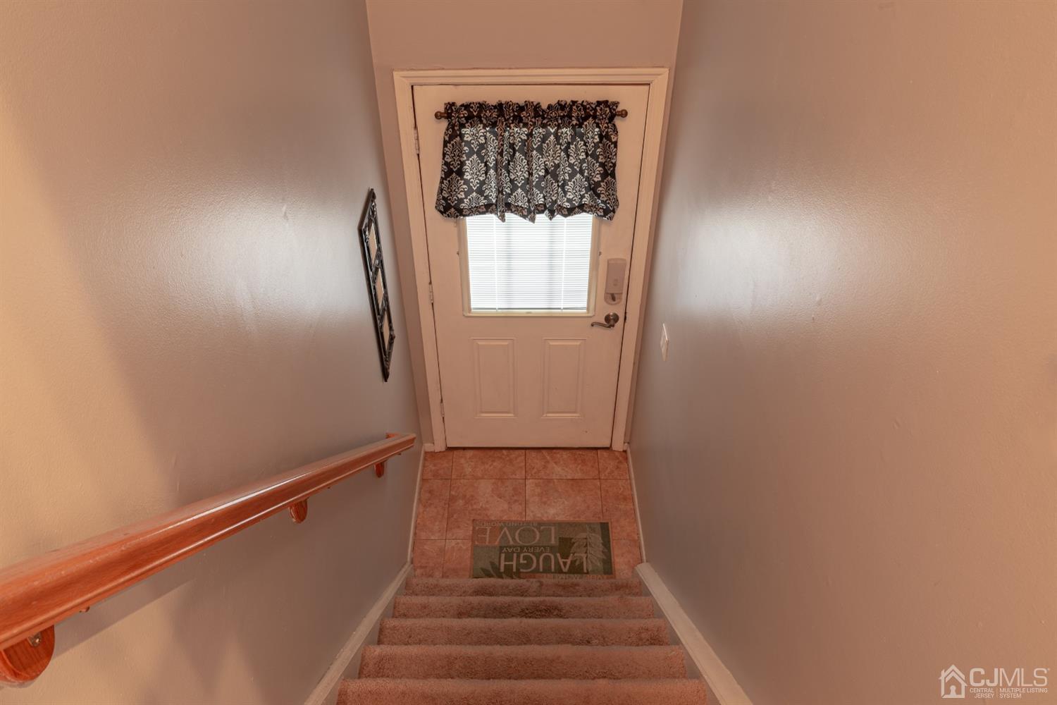 4 Hanover Square Middlesex, NJ 08846 - Photo 3 of 15 a view of entryway