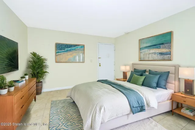 $209,999 | 150 Colton Street, Unit 1C | Rosebank