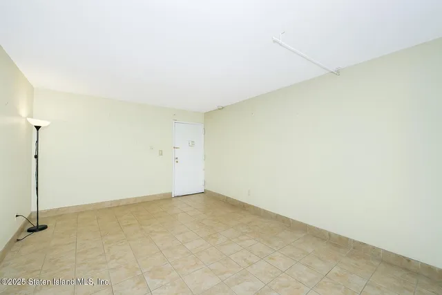 $209,999 | 150 Colton Street, Unit 1C | Rosebank