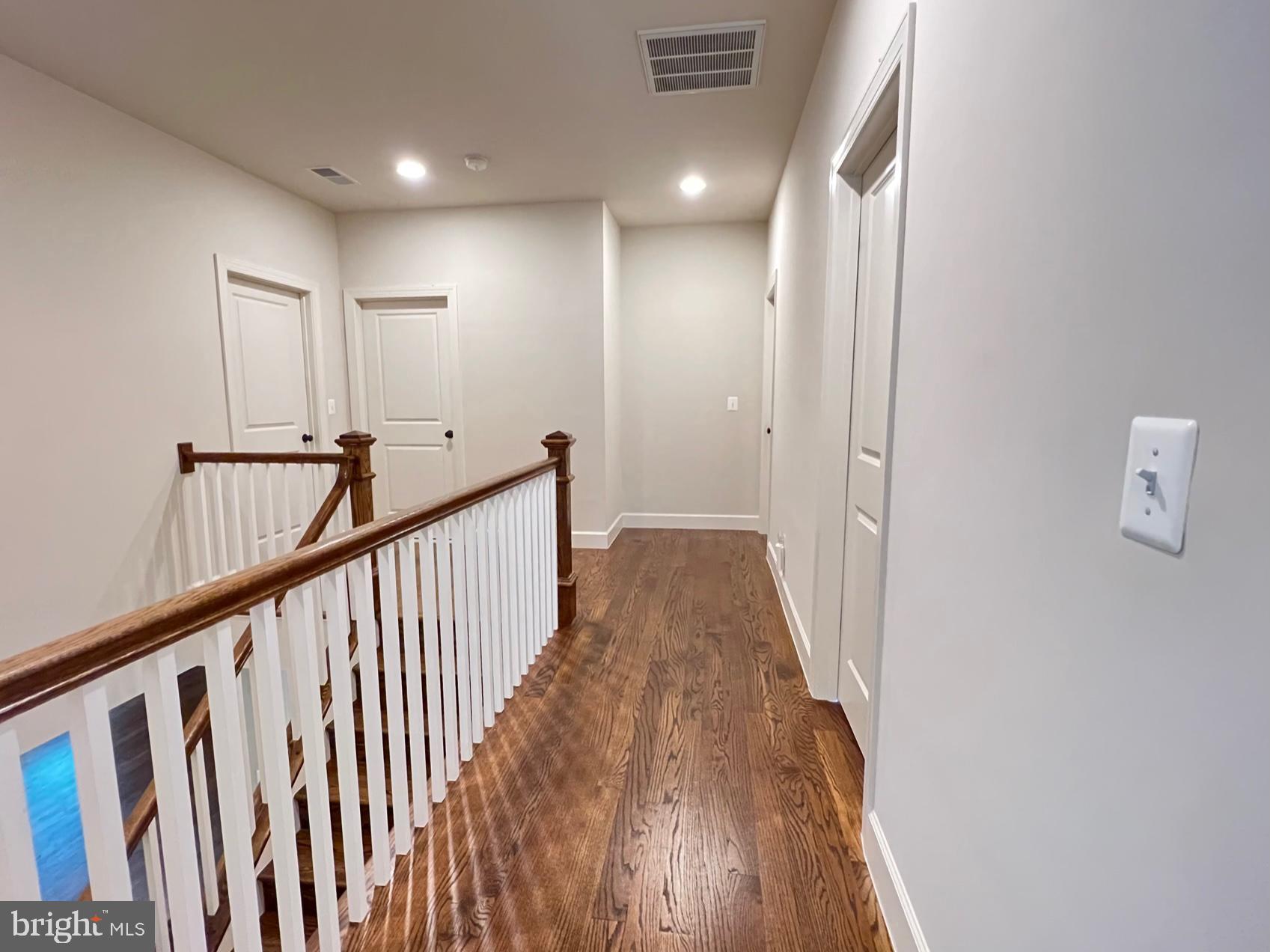 620 Tapawingo Road Southwest Vienna, VA 22180 - Photo 18 of 38 Gallery Image 18