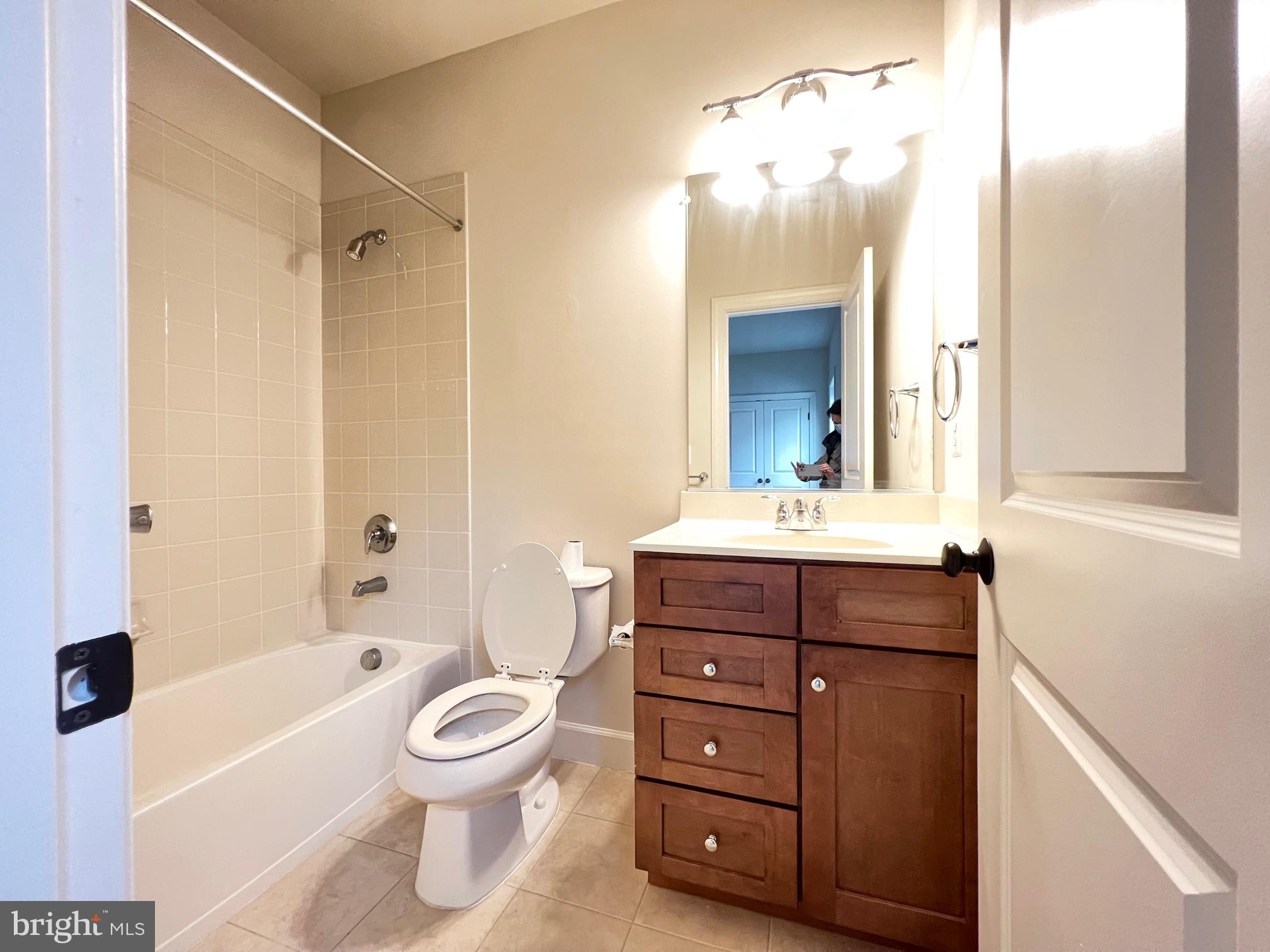 620 Tapawingo Road Southwest Vienna, VA 22180 - Photo 21 of 38 Gallery Image 21