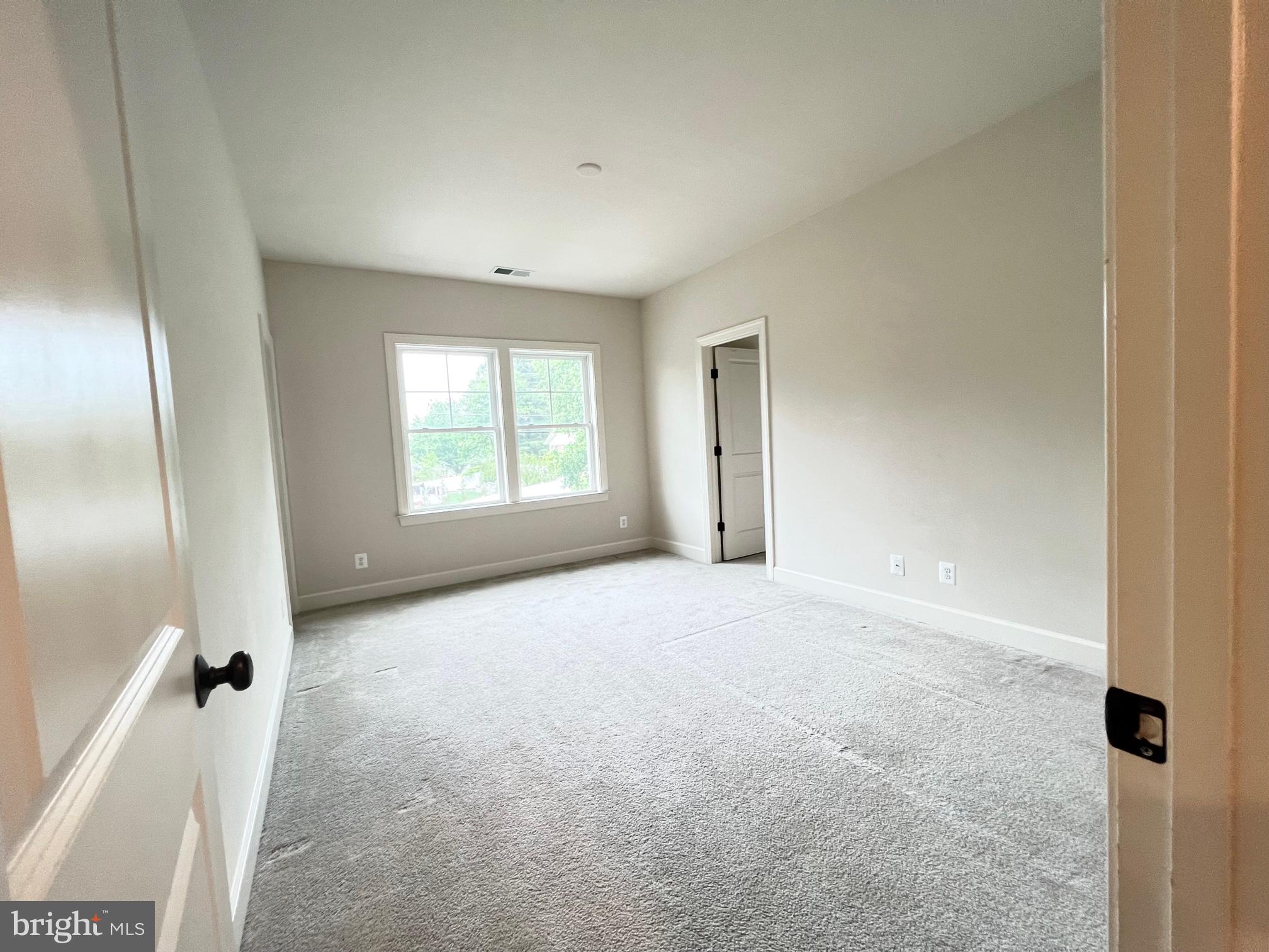 620 Tapawingo Road Southwest Vienna, VA 22180 - Photo 22 of 38 Gallery Image 22