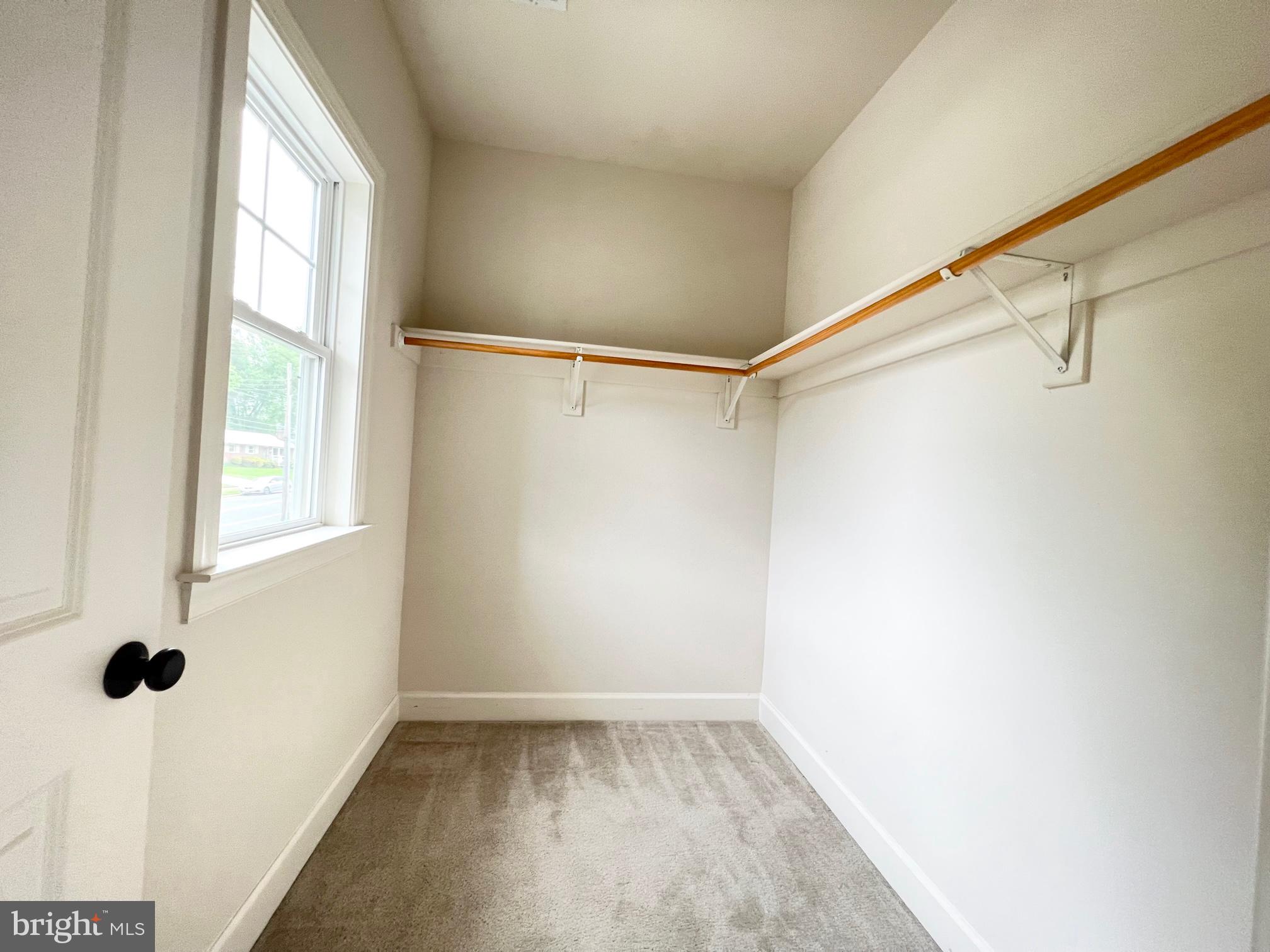 620 Tapawingo Road Southwest Vienna, VA 22180 - Photo 23 of 38 Gallery Image 23