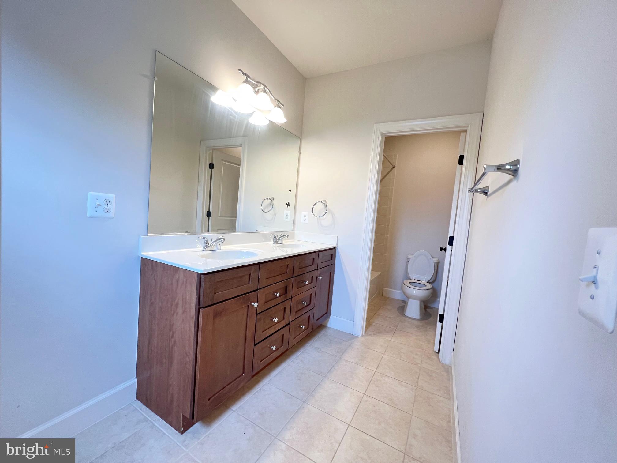 620 Tapawingo Road Southwest Vienna, VA 22180 - Photo 24 of 38 Gallery Image 24