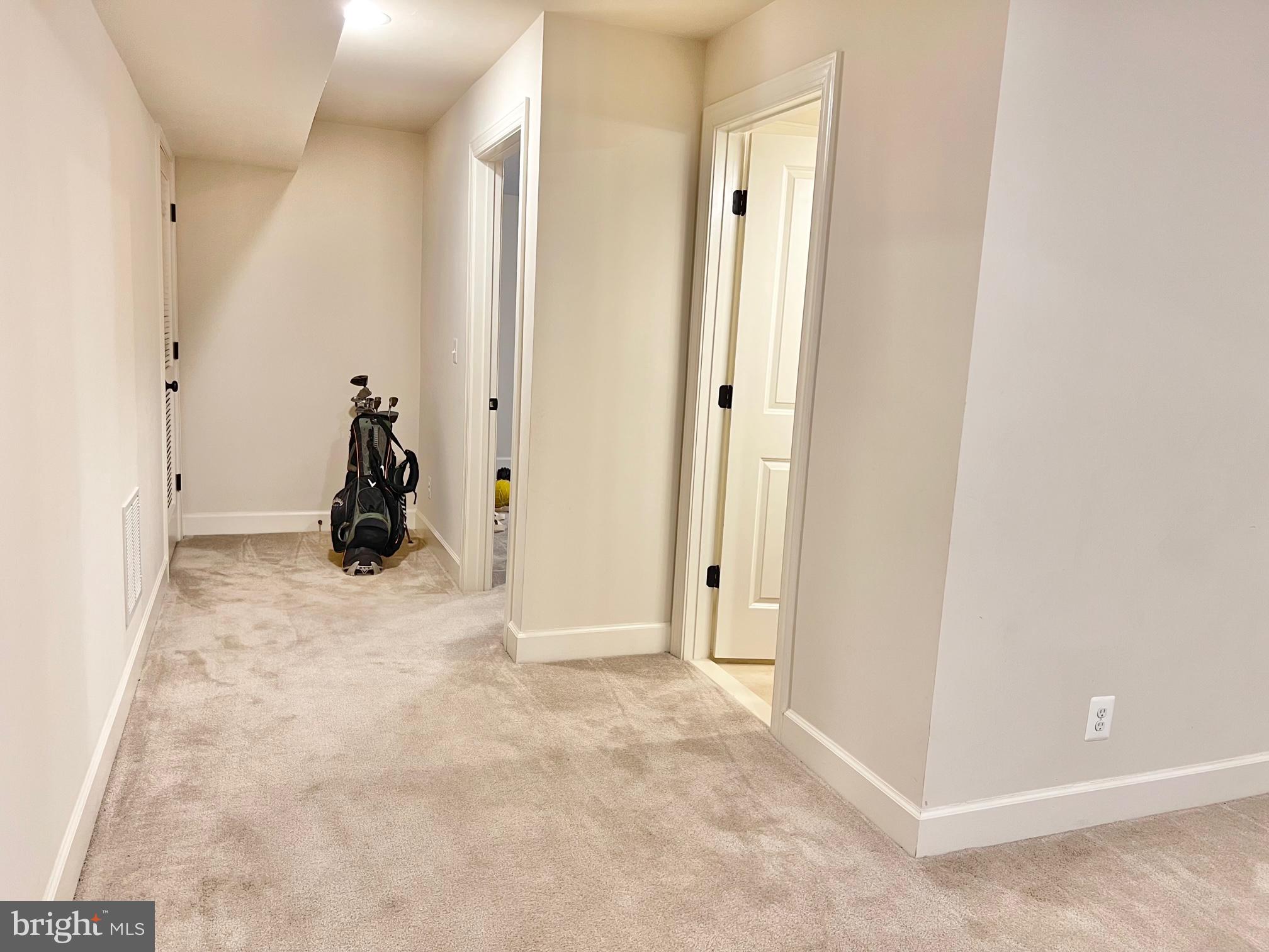 620 Tapawingo Road Southwest Vienna, VA 22180 - Photo 29 of 38 Gallery Image 29
