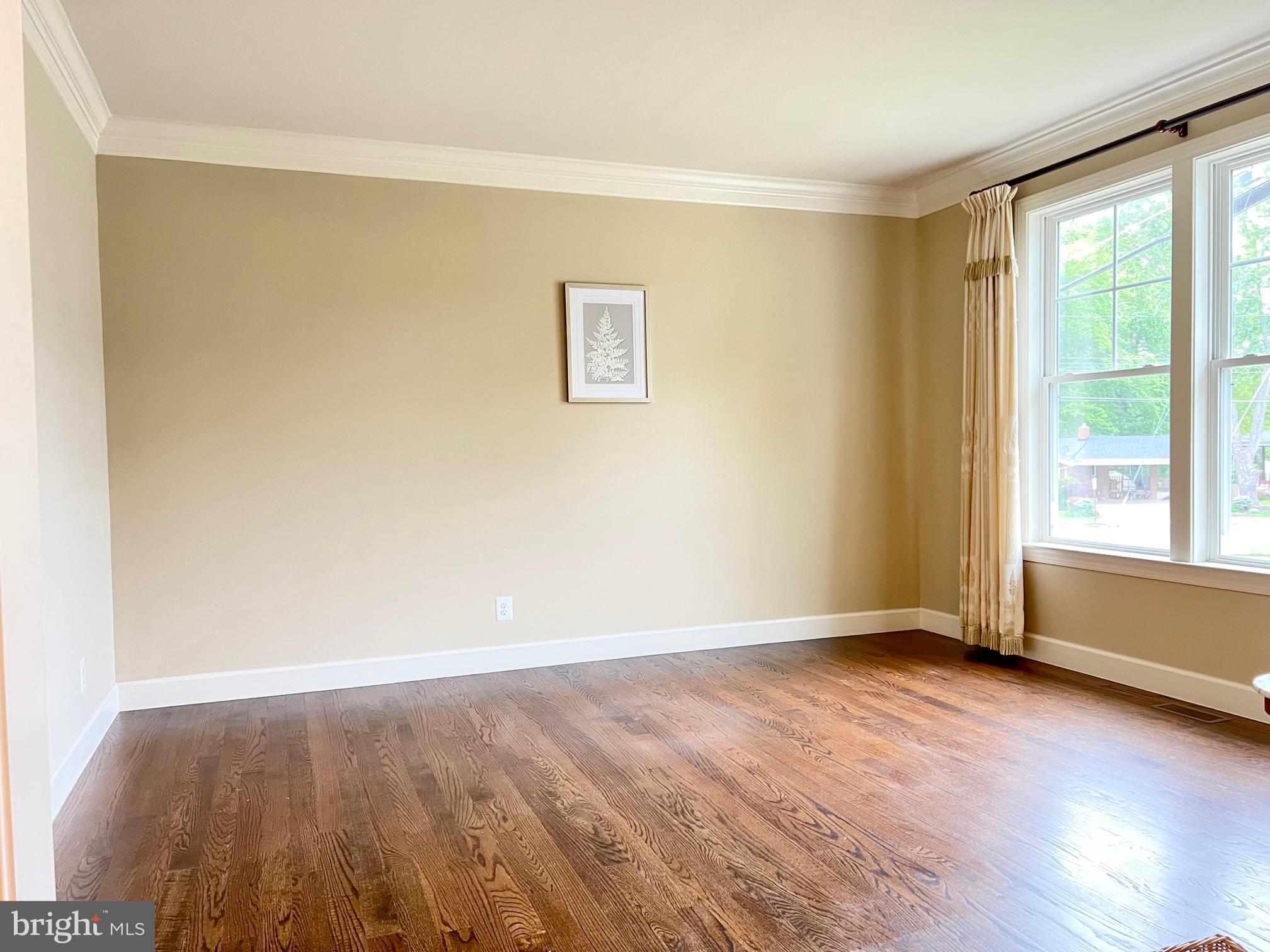 620 Tapawingo Road Southwest Vienna, VA 22180 - Photo 4 of 38 Gallery Image 4