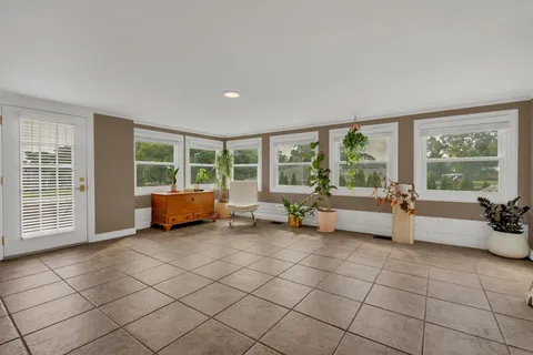 $899,000 | 301 Brandywine Drive, Old Hickory, TN 37138