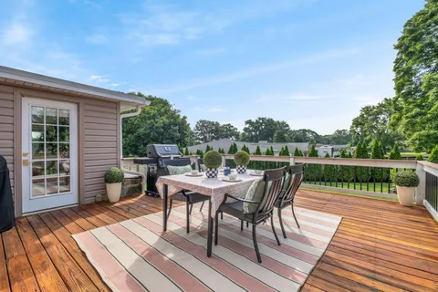 $899,000 | 301 Brandywine Drive, Old Hickory, TN 37138