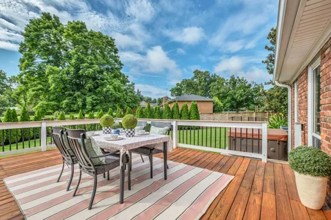 $899,000 | 301 Brandywine Drive, Old Hickory, TN 37138