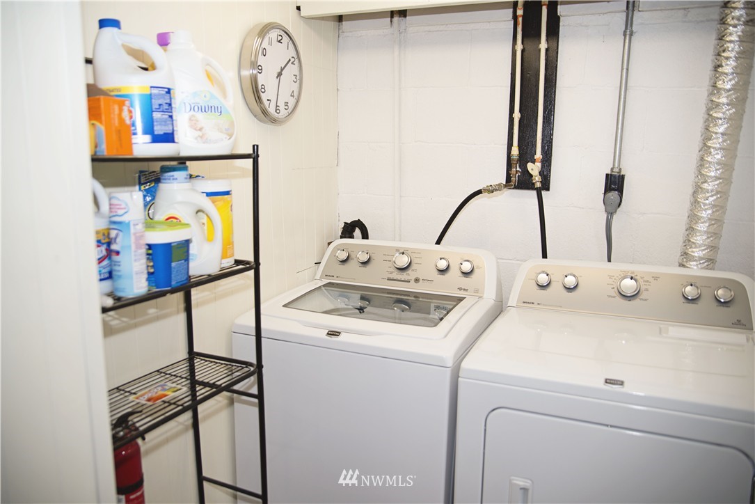 3302 Rucker Avenue Everett, WA 98201 - Photo 20 of 22 a utility room with dryer and washer