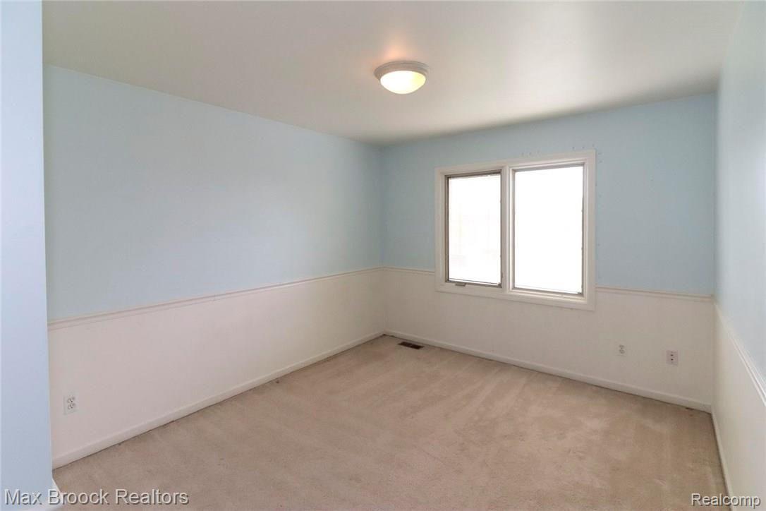 1388 Berville Road Allenton, MI 48002 - Photo 36 of 55 BE23D713-9A8F-482D-896A-F2ED3B6B2989.jpeg