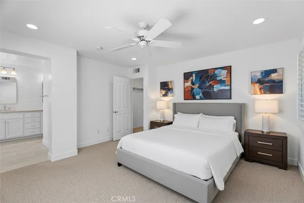 $1,149,900 | 44 Sapphire, Unit 106, Irvine, CA 92602