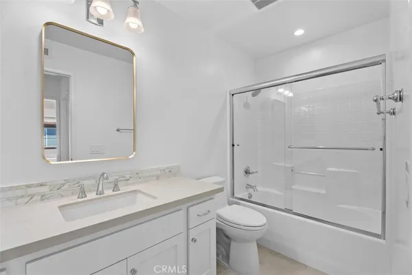 $1,149,900 | 44 Sapphire, Unit 106, Irvine, CA 92602