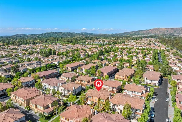 $1,149,900 | 44 Sapphire, Unit 106, Irvine, CA 92602
