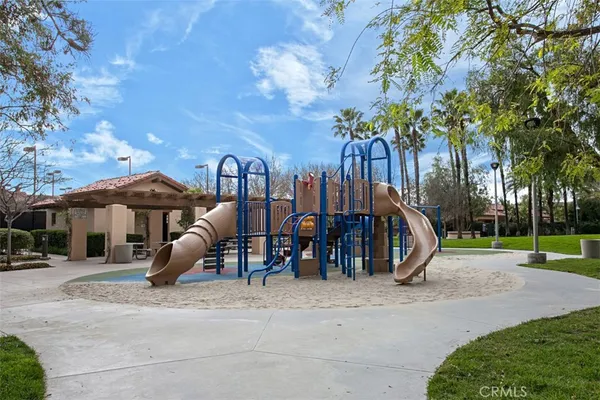$1,149,900 | 44 Sapphire, Unit 106, Irvine, CA 92602