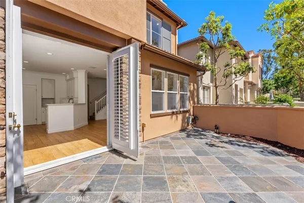 $1,149,900 | 44 Sapphire, Unit 106, Irvine, CA 92602
