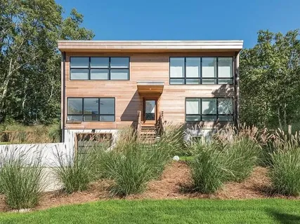 $3,750,000 | 19 Walker Avenue, Sag Harbor, NY 11963