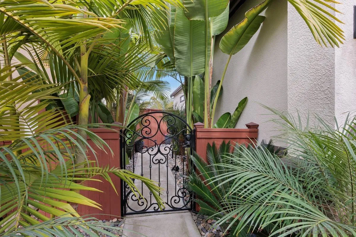 5512 Foxtail Loop Carlsbad, CA 92010 - Photo 12 of 26