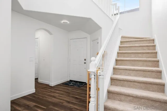 $1,375,000 | 5512 Foxtail Loop, Carlsbad, CA 92010