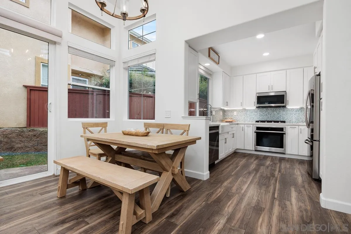 5512 Foxtail Loop Carlsbad, CA 92010 - Photo 3 of 26