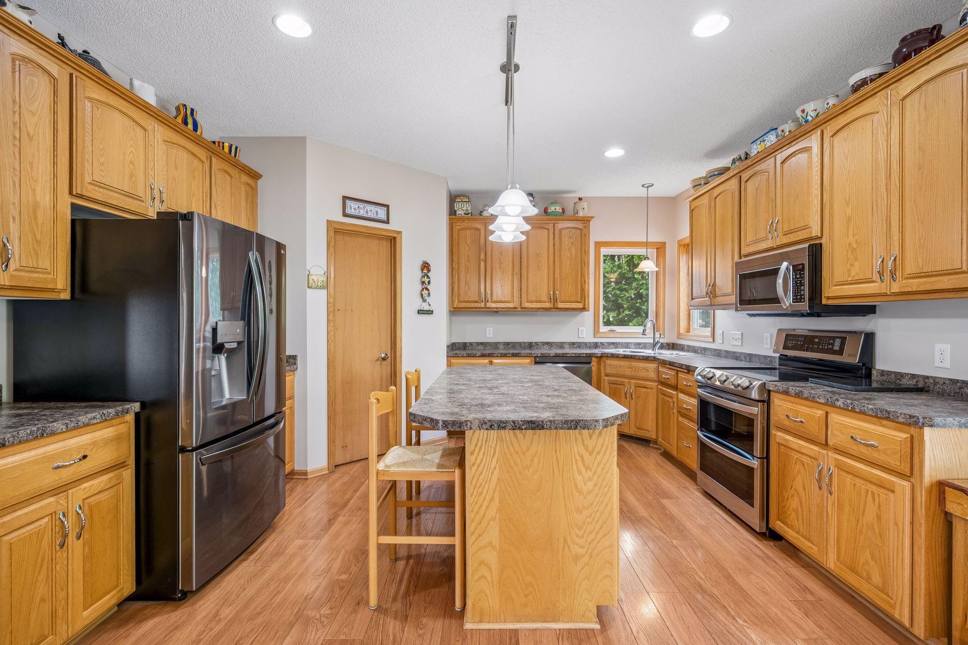 680 Kayla Lane Hanover, MN 55341 - Photo 8 of 60