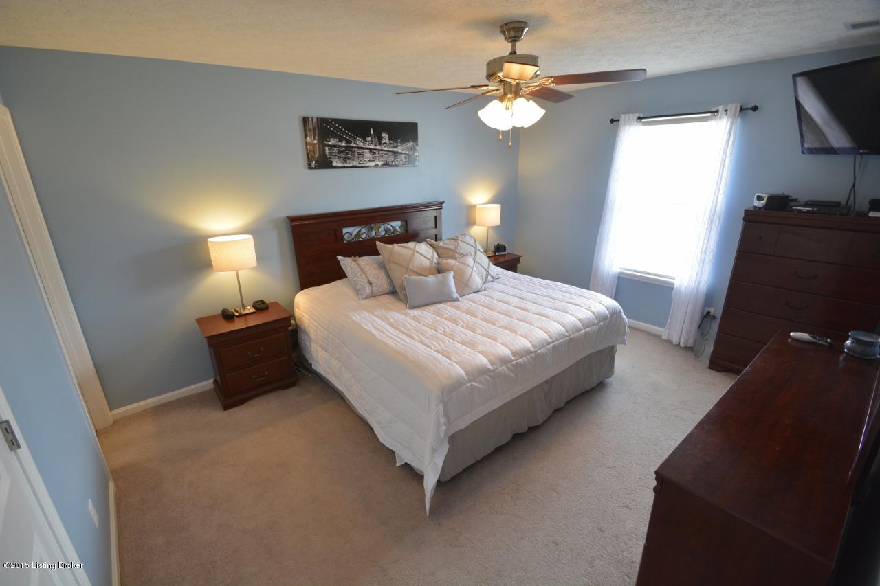 386 Madison Rae Boulevard Shepherdsville, KY 40165 - Photo 13 of 15 _DSC0127 (1280x853)