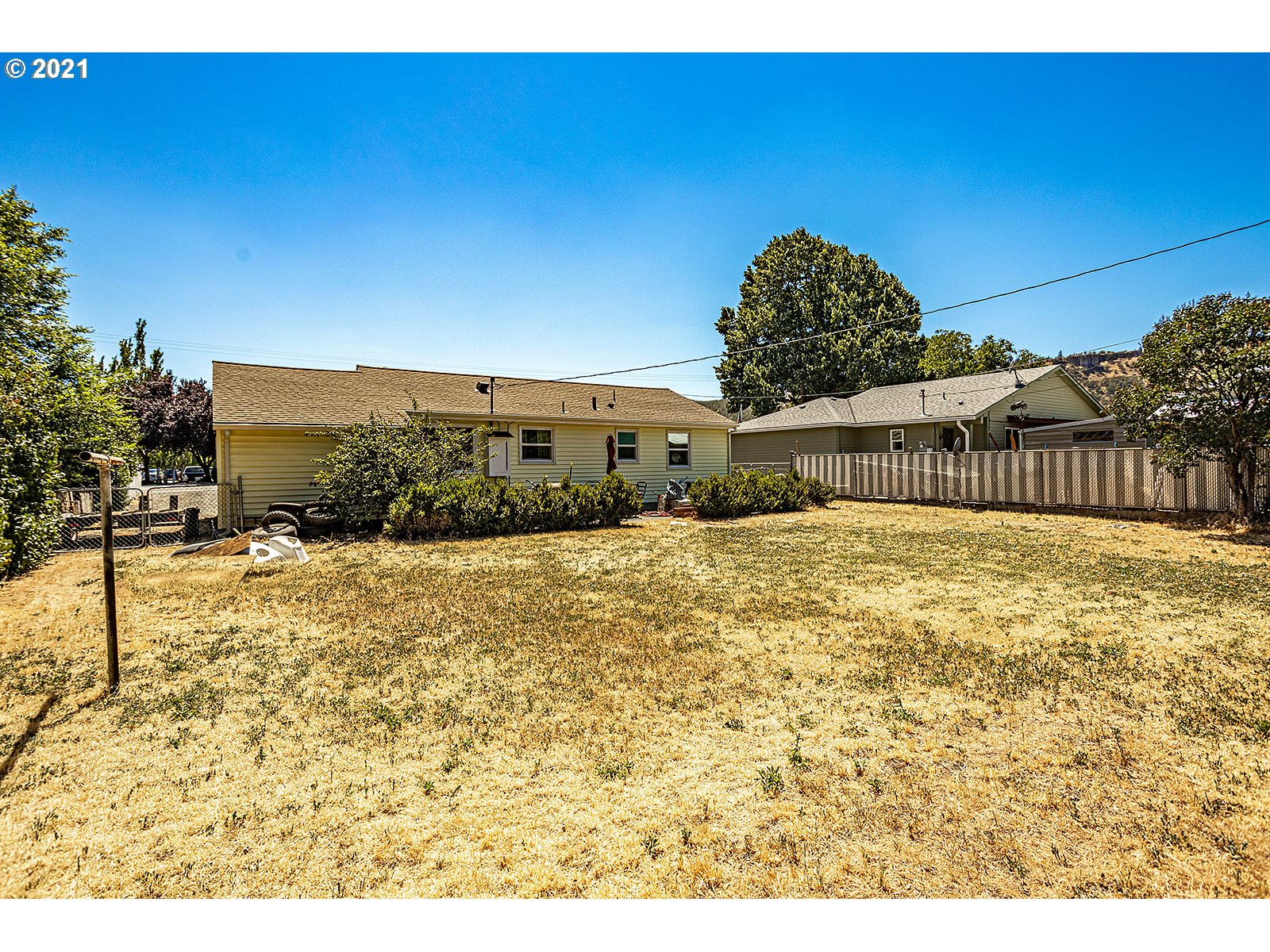 731 Chenowith Loop Road The Dalles, OR 97058 - Photo 19 of 24 Gallery Image 19