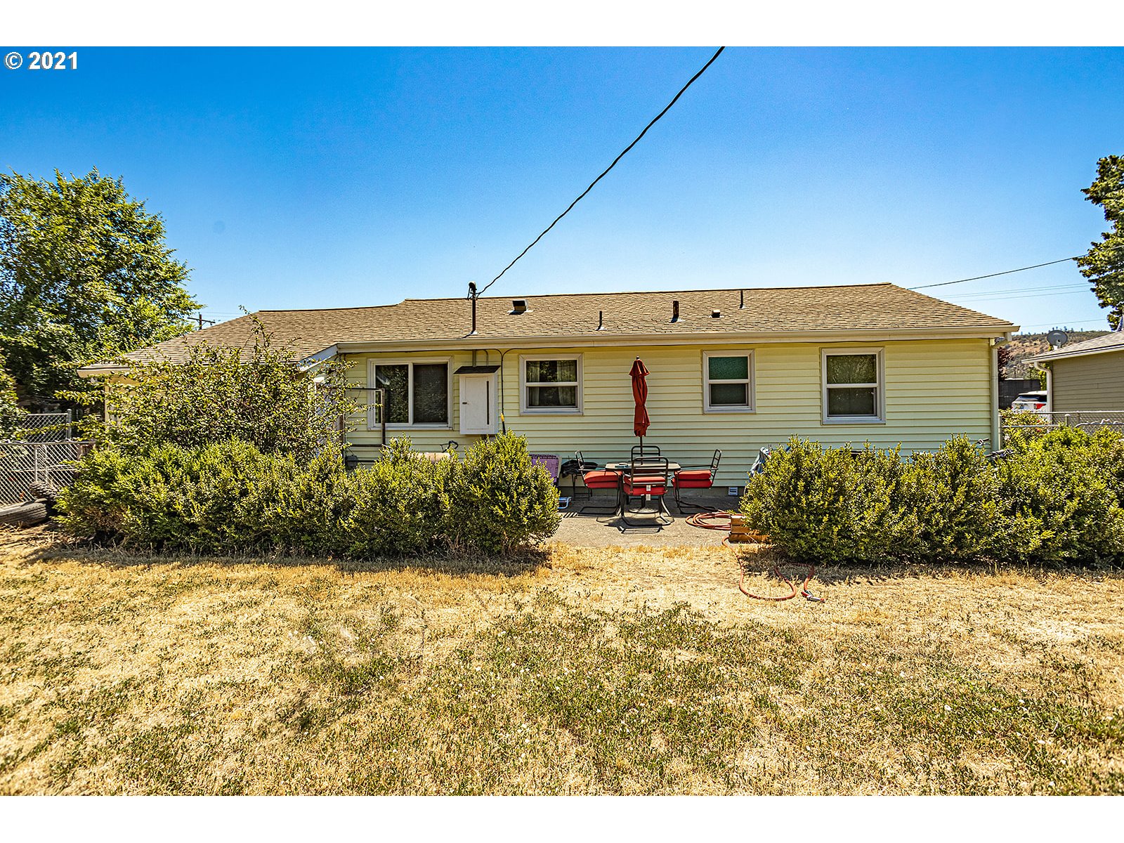 731 Chenowith Loop Road The Dalles, OR 97058 - Photo 21 of 24 Gallery Image 21