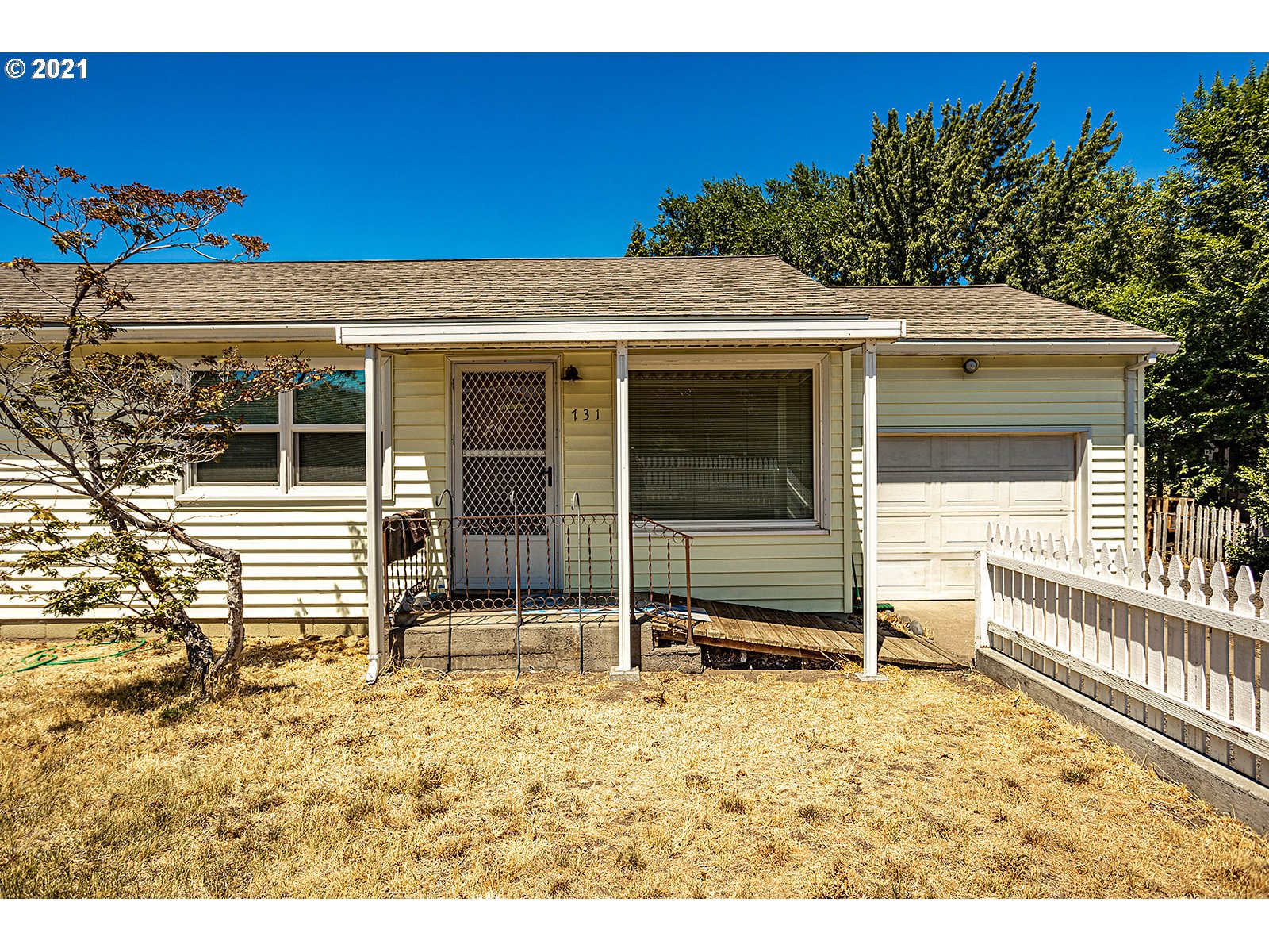 731 Chenowith Loop Road The Dalles, OR 97058 - Photo 23 of 24 Gallery Image 23