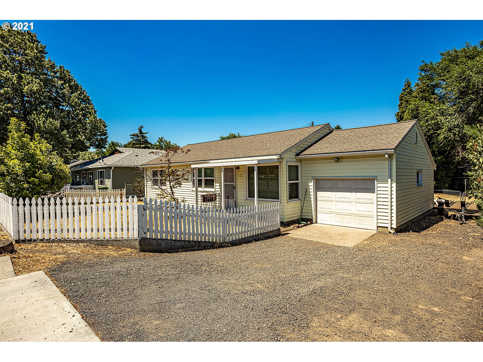 731 Chenowith Loop Road The Dalles, OR 97058 - Photo 24 of 24 Gallery Image 24