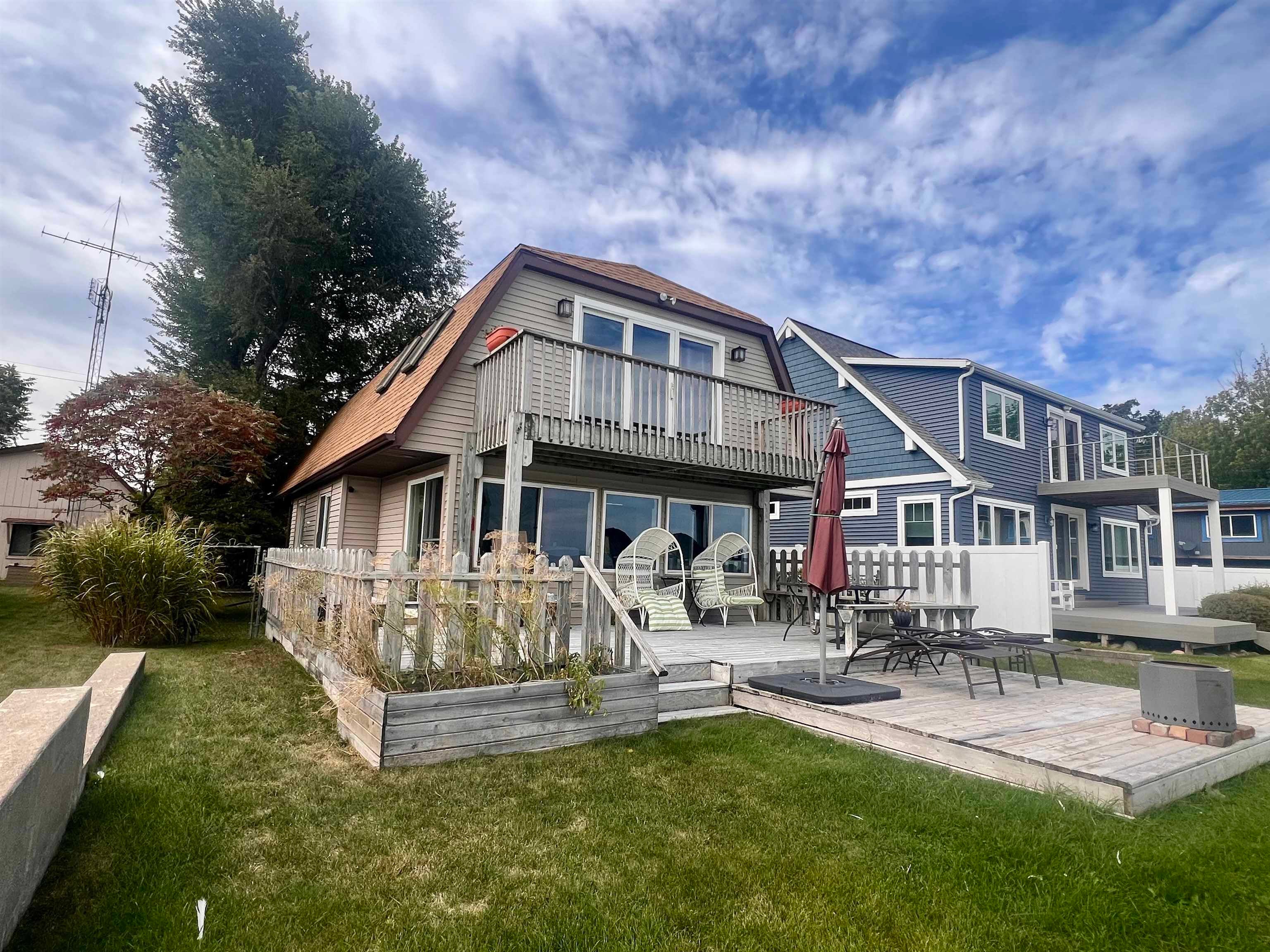 356 Killarney Beach Road Bay City, MI 48706 - Photo 3 of 50 Gallery Image 3