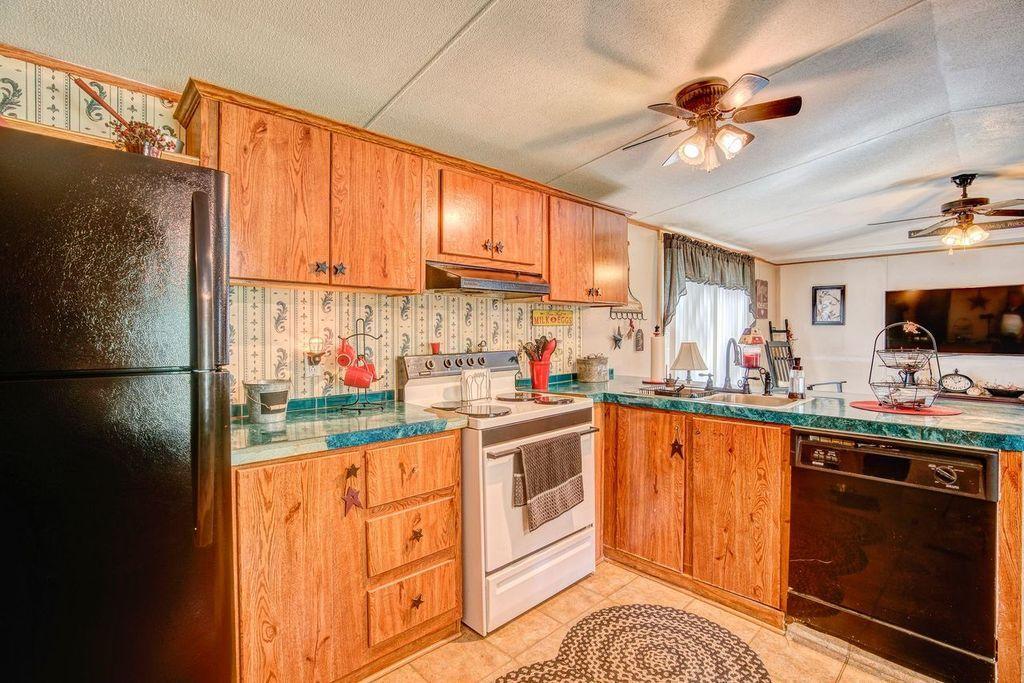 371 Sam Aiken Road Telford, TN 37690 - Photo 8 of 33 Kitchen