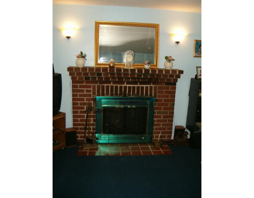 22 Davis Road Beverly, MA 01915 - Photo 5 of 6 Gallery Image 5