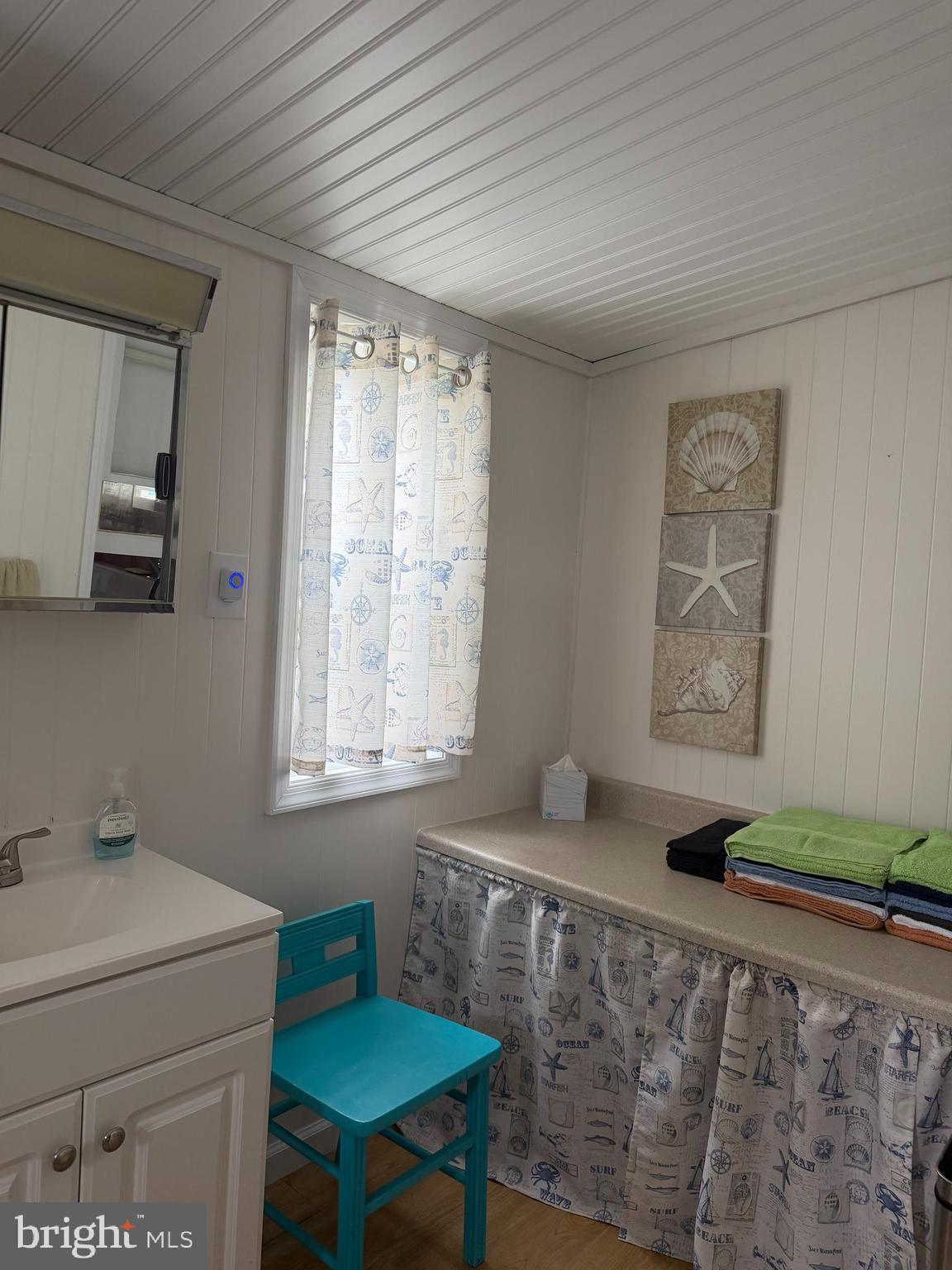 102 Garrison Avenue Fortescue, NJ 08321 - Photo 17 of 23 Bathroom