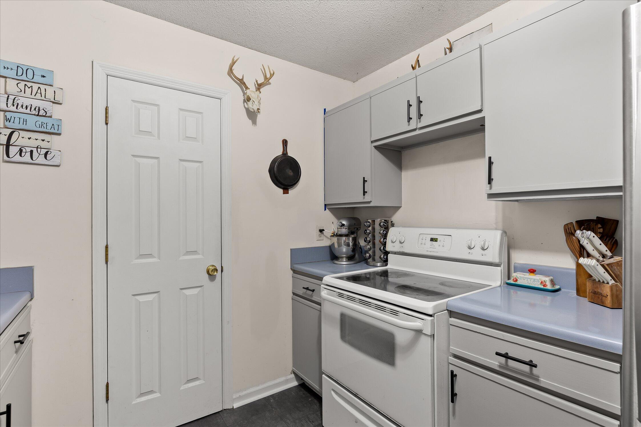 1884 Peavine Road Rock Spring, GA 30739 - Photo 16 of 29 19-1884 Peavine-11