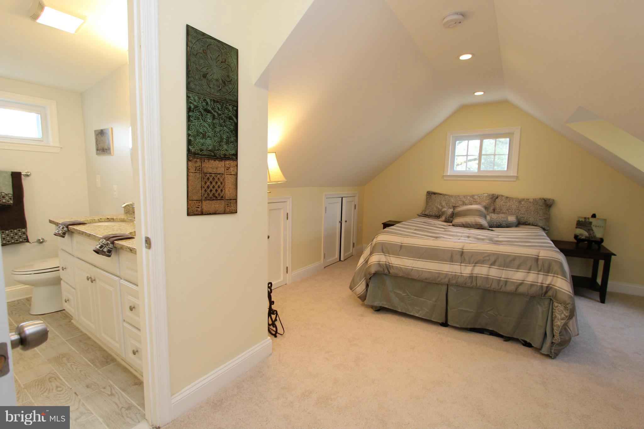 2122 Arcola Avenue Silver Spring, MD 20902 - Photo 19 of 30 Bath (Master)