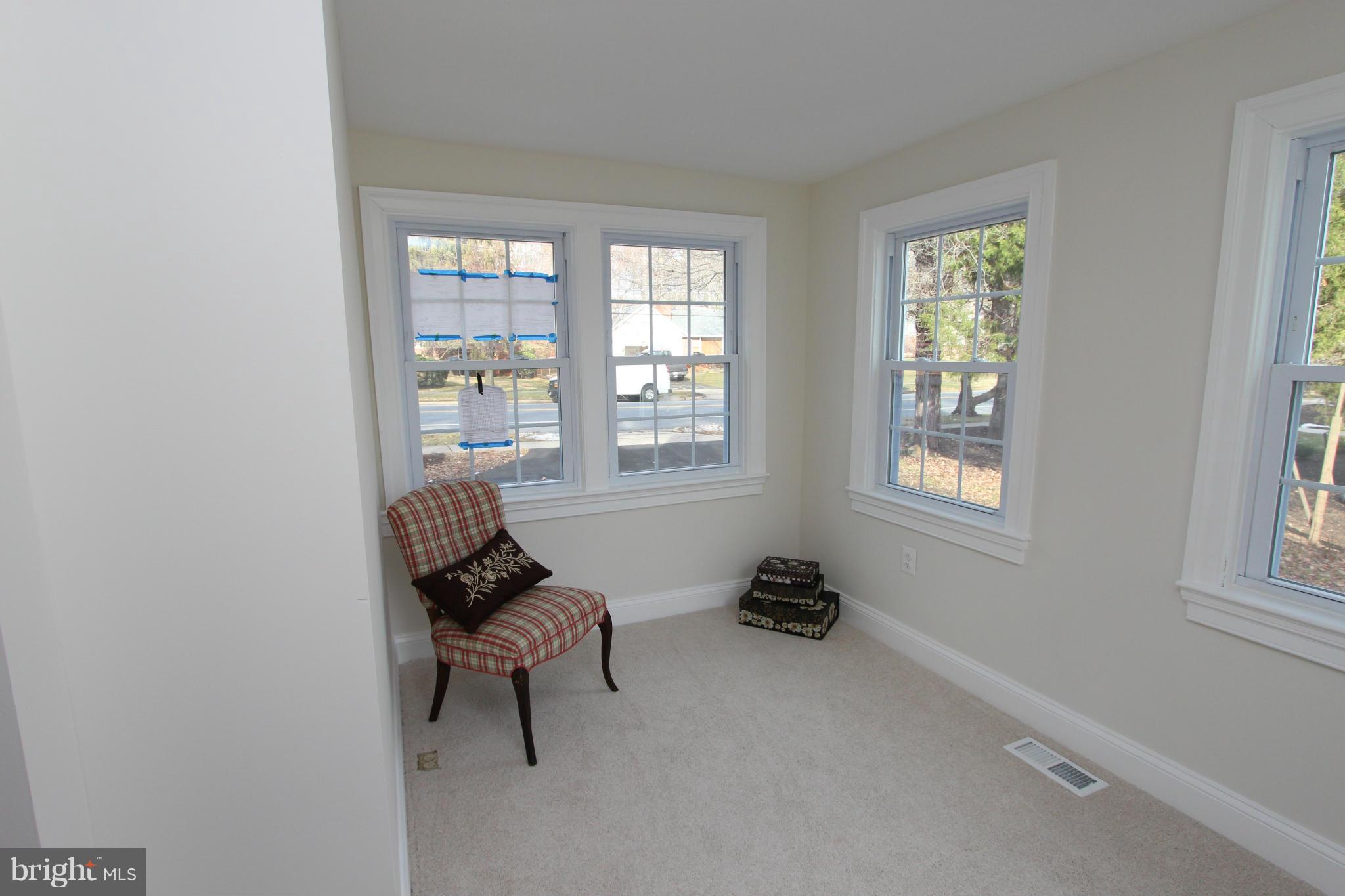 2122 Arcola Avenue Silver Spring, MD 20902 - Photo 9 of 30 Den