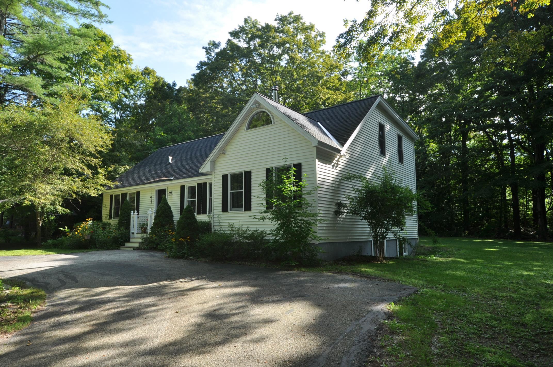 367 Carlen Street Manchester, VT 05255 - Photo 1 of 33 Gallery Image 1