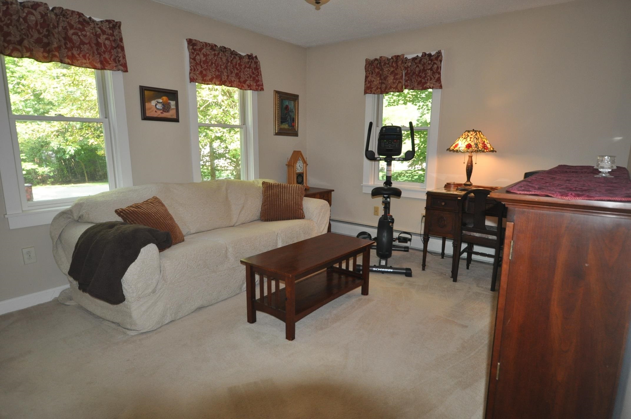 367 Carlen Street Manchester, VT 05255 - Photo 6 of 33 Gallery Image 6