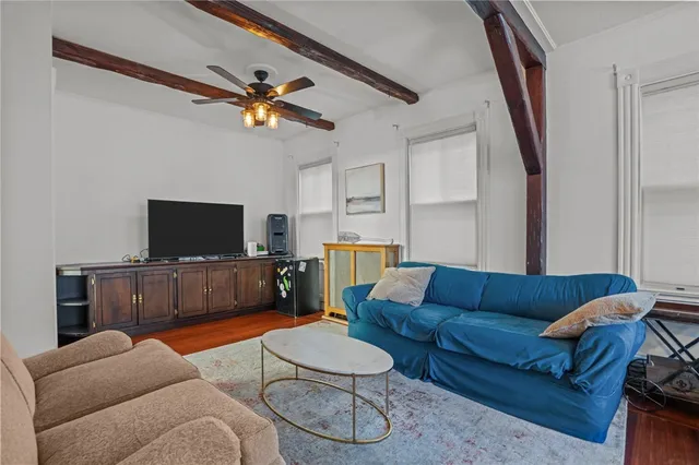 $4,400 | 28 Rhode Island Avenue, Newport, RI 02840