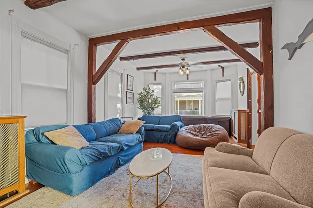 $4,400 | 28 Rhode Island Avenue, Newport, RI 02840