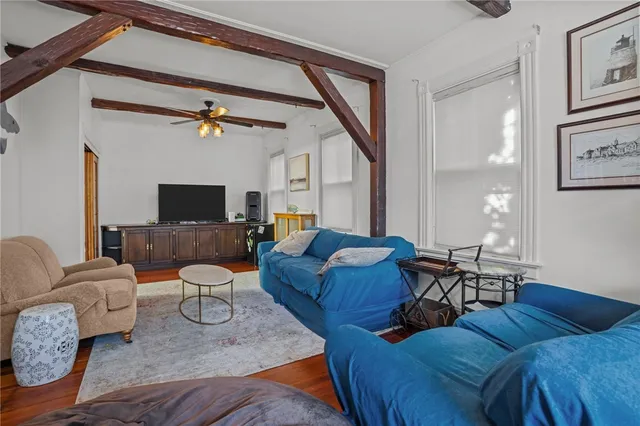 $4,400 | 28 Rhode Island Avenue, Newport, RI 02840