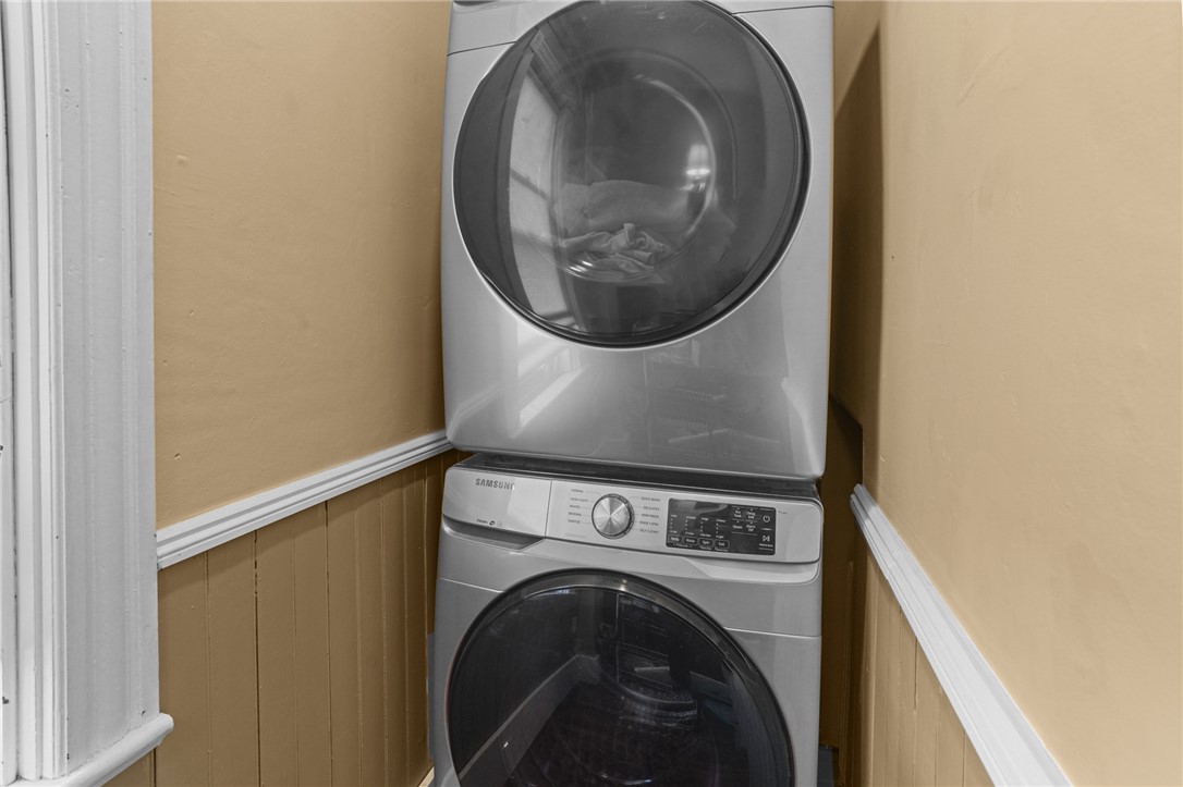 28 Rhode Island Avenue Newport, RI 02840 - Photo 21 of 47