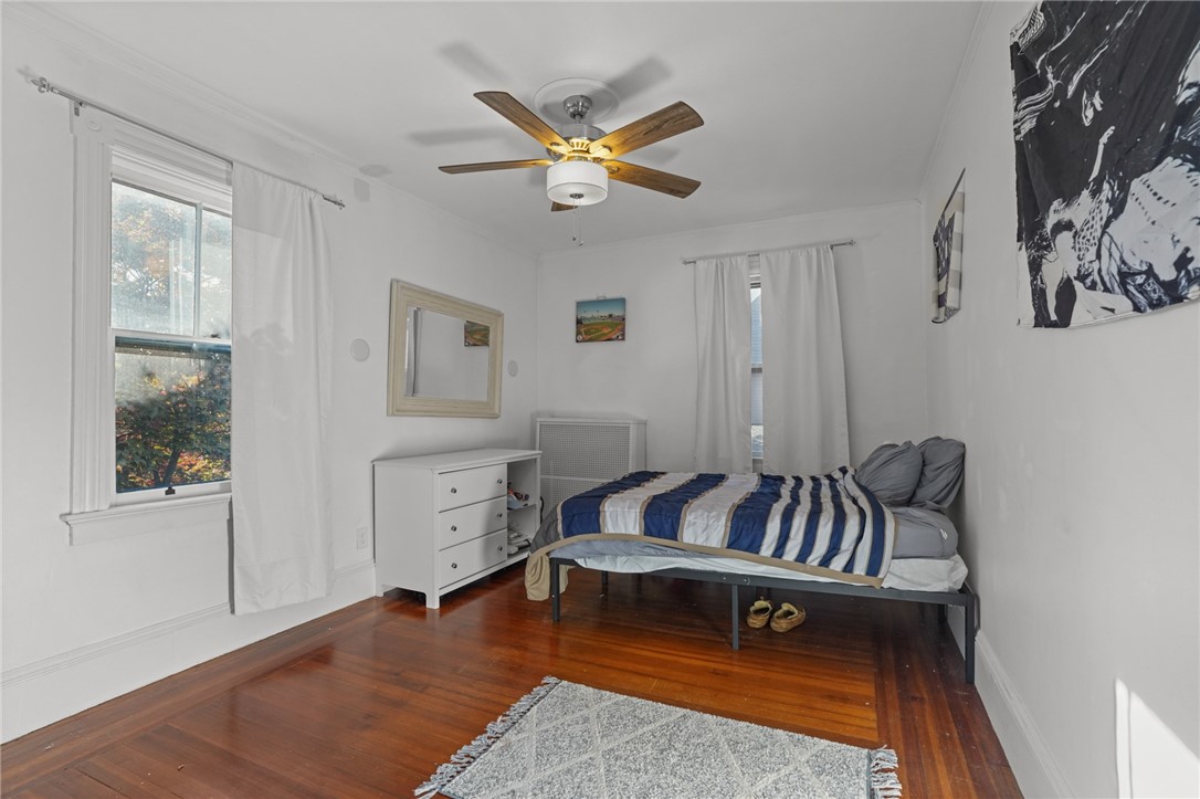 28 Rhode Island Avenue Newport, RI 02840 - Photo 22 of 47