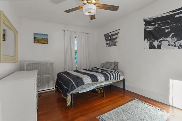 $4,400 | 28 Rhode Island Avenue, Newport, RI 02840