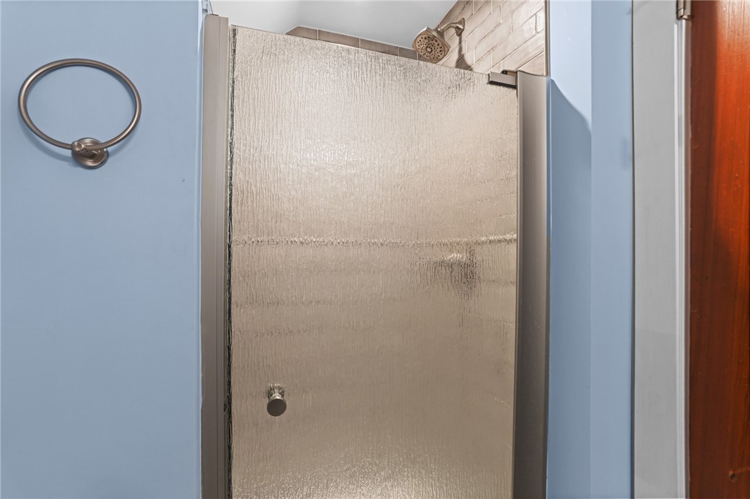 28 Rhode Island Avenue Newport, RI 02840 - Photo 36 of 47